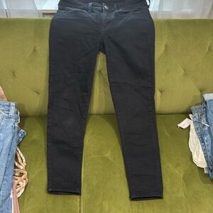 American Eagle black jeans size 4. Like new.